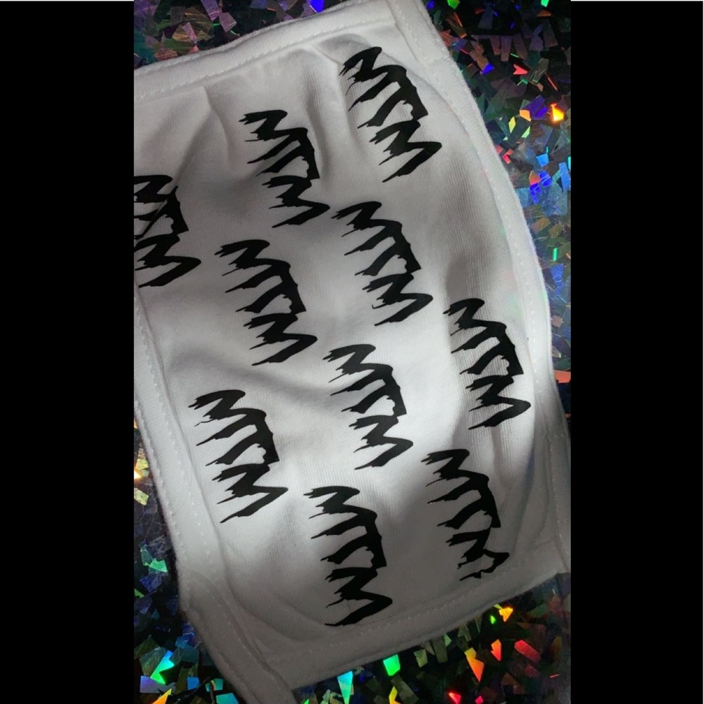 New Money The Motive multi print logo masks!